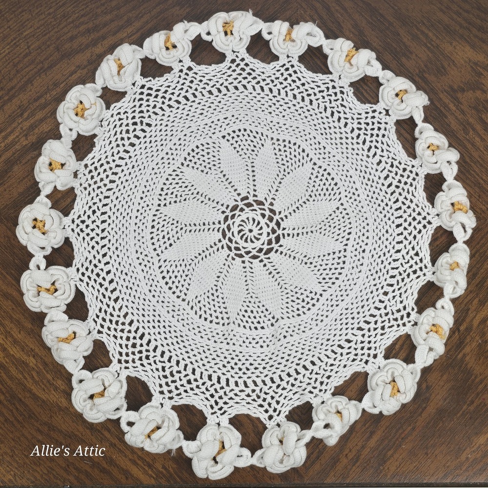 Floral Doily Round Flower White Yellow Lace‎ Crochet Cottage Granny Decor 11.5"